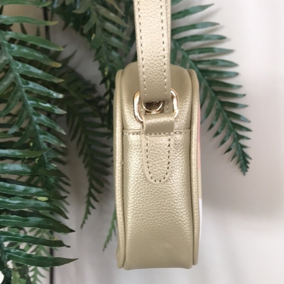 Brand New Danielle Nicole Star Wars Mandalorian Baby Yoda Grogu Crossbody Purse - Picture 6 of 14